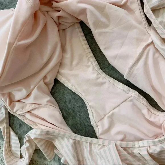 Aerie Ruffle Back One Piece Swimsuit - Picture 9 of 14